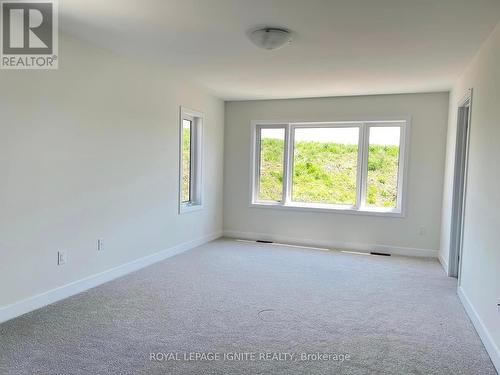123 Pike Street, Smith-Ennismore-Lakefield, ON - Indoor Photo Showing Other Room