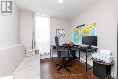 20 - 366 Driftwood Avenue, Toronto, ON - Indoor Photo Showing Office