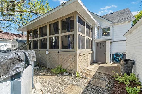 358 Davis Street, Sarnia, ON - Outdoor