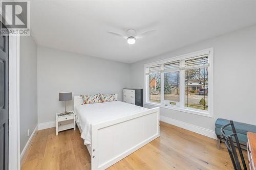 3075 Lake View Avenue, Plympton-Wyoming, ON - Indoor Photo Showing Bedroom