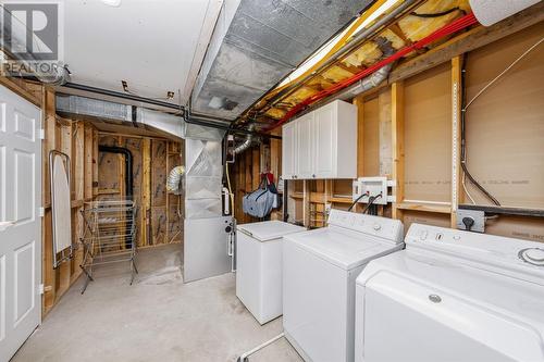 3075 Lake View Avenue, Plympton-Wyoming, ON - Indoor Photo Showing Laundry Room