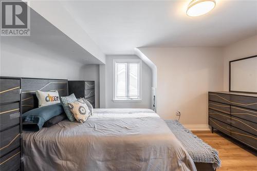 529 Roosevelt Drive, Sarnia, ON - Indoor Photo Showing Bedroom