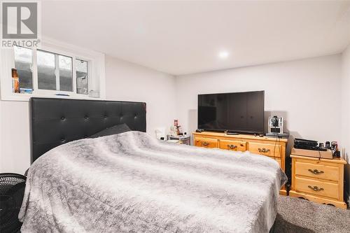 529 Roosevelt Drive, Sarnia, ON - Indoor Photo Showing Bedroom