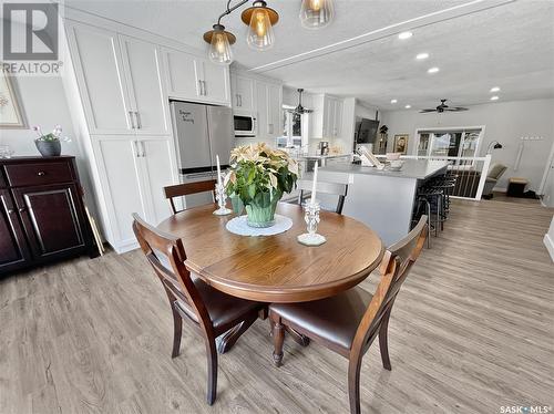 348 Powell Crescent, Swift Current, SK - Indoor Photo Showing Dining Room