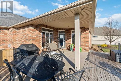 6850 Creekside Drive, Plympton-Wyoming, ON - Outdoor With Deck Patio Veranda