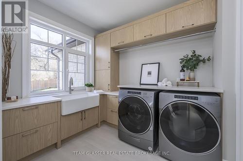 157 Windermere Road, London, ON - Indoor Photo Showing Laundry Room