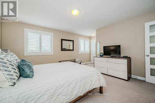 11 - 1491 Plains Road W, Burlington, ON - Indoor Photo Showing Bedroom