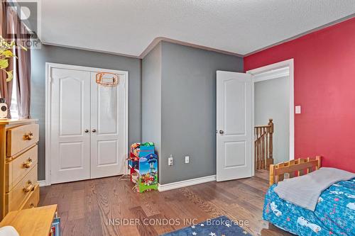 88 Faris Street, Bradford West Gwillimbury, ON - Indoor Photo Showing Bedroom