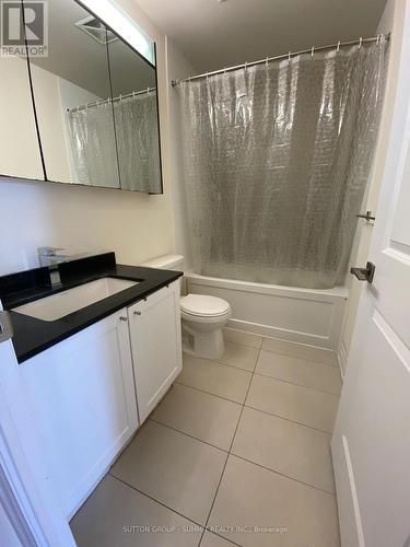 2706 - 510 Curran Place, Mississauga, ON - Indoor Photo Showing Bathroom