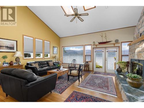 9222 Smith Road, Vernon, BC - Indoor Photo Showing Living Room With Fireplace