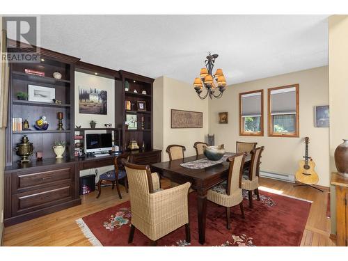 9222 Smith Road, Vernon, BC - Indoor Photo Showing Dining Room