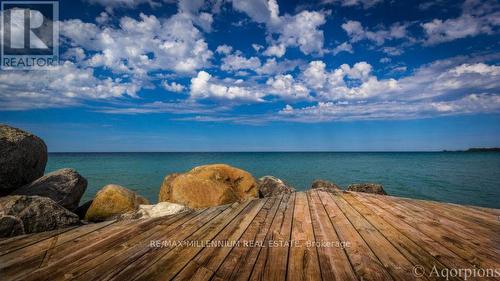 423003 Harbour Road, Meaford, ON 