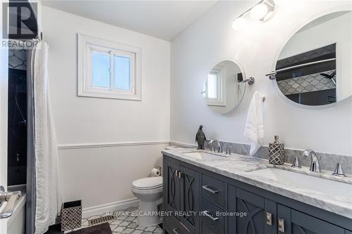 287 Templemead Drive, Hamilton, ON - Indoor Photo Showing Bathroom