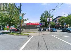 2287 COMMERCIAL DRIVE  Vancouver, BC V5N 4B6