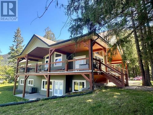 4810 40Th Street, Canyon, BC - Outdoor