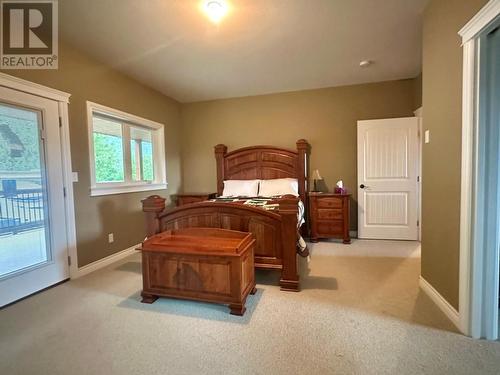 4810 40Th Street, Canyon, BC - Indoor Photo Showing Bedroom