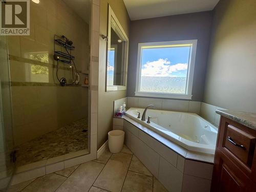 4810 40Th Street, Canyon, BC - Indoor Photo Showing Bathroom