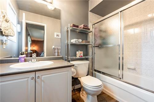 78 Gaydon Way, Brantford, ON - Indoor Photo Showing Bathroom