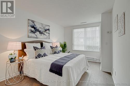 117 - 50 Via Rosedale, Brampton (Sandringham-Wellington), ON - Indoor Photo Showing Bedroom