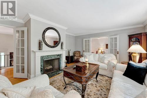 19 Auchmar Road, Hamilton (Buchanan), ON - Indoor Photo Showing Living Room With Fireplace