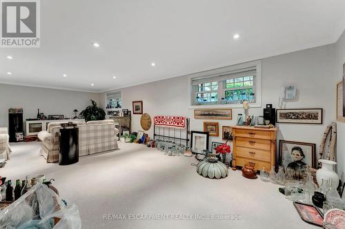 19 Auchmar Road, Hamilton (Buchanan), ON - Indoor