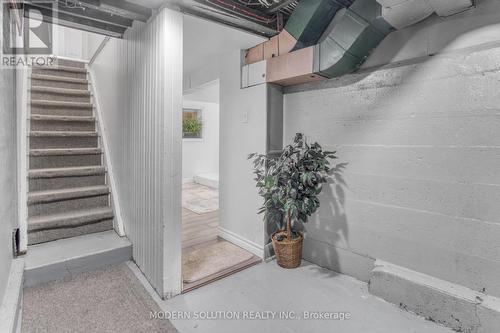 56 Pollock Avenue, Cambridge, ON - Indoor Photo Showing Other Room