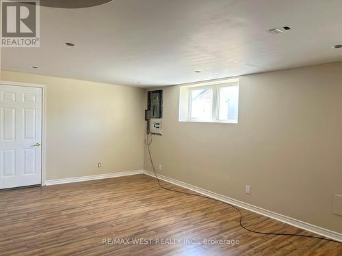 9747 Regional Road, West Lincoln, ON - Indoor Photo Showing Other Room