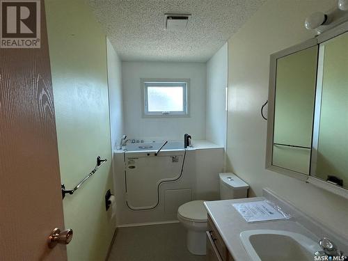 410 Cooper Way, Saskatoon, SK - Indoor Photo Showing Laundry Room
