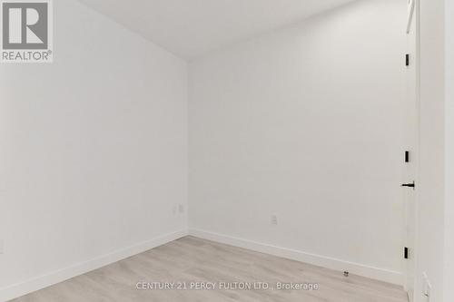 929 - 505 Richmond Street W, Toronto, ON - Indoor Photo Showing Other Room