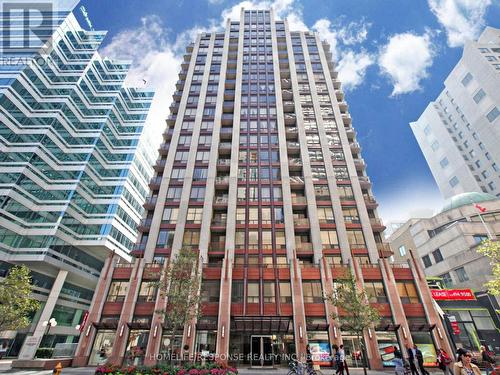 802 - 85 Bloor Street E, Toronto (Church-Yonge Corridor), ON - Outdoor With Facade