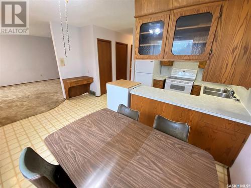 123 Fourth Avenue E, Canora, SK - Indoor Photo Showing Kitchen