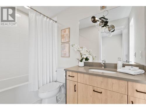 4025 Gellatly Road Unit# 150, West Kelowna, BC - Indoor Photo Showing Bathroom