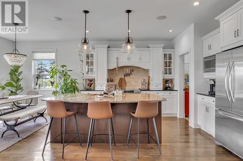 2488 Stone Grove Crescent, West Kelowna, BC - Indoor Photo Showing Kitchen With Upgraded Kitchen