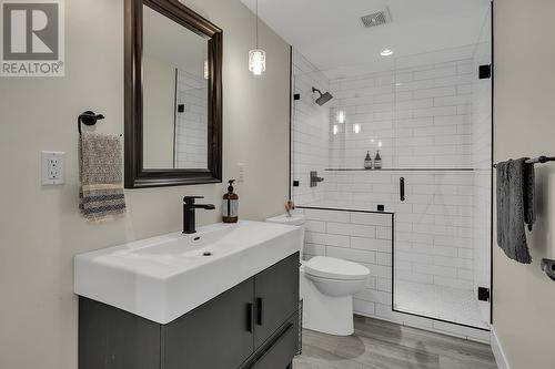 2488 Stone Grove Crescent, West Kelowna, BC - Indoor Photo Showing Bathroom