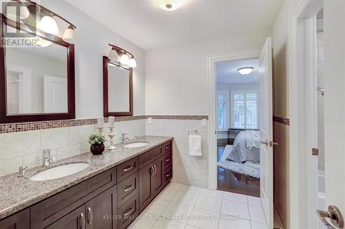 1353 Milton Avenue, Mississauga, ON - Indoor Photo Showing Bathroom