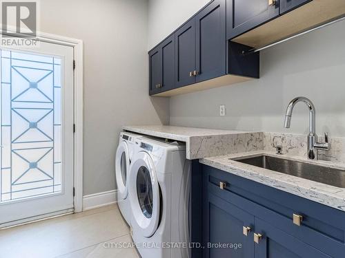 5471 Shorecrest Crescent, Mississauga, ON - Indoor Photo Showing Laundry Room