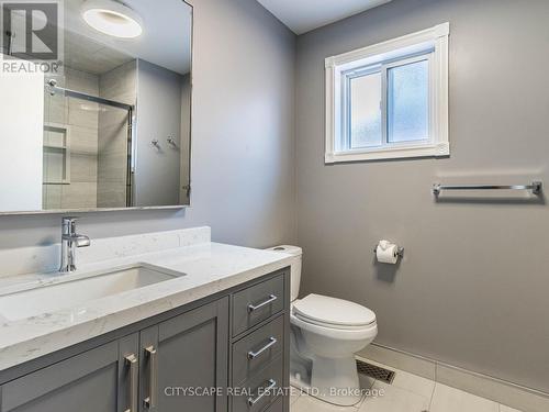 5020 Fairwind Drive, Mississauga, ON - Indoor Photo Showing Bathroom