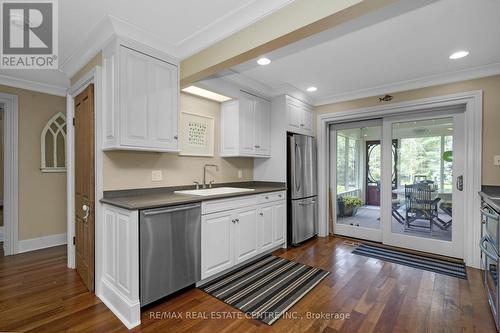 5955 Third Line, Erin, ON - Indoor Photo Showing Kitchen