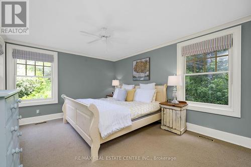 5955 Third Line, Erin, ON - Indoor Photo Showing Bedroom