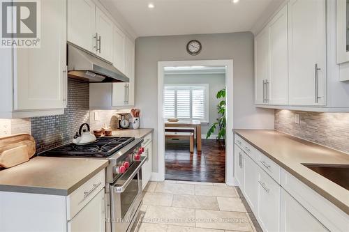1200 Vesta Drive, Mississauga, ON - Indoor Photo Showing Kitchen