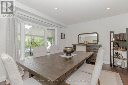 33 Strathroy Crescent, Hamilton, ON - Indoor Photo Showing Dining Room