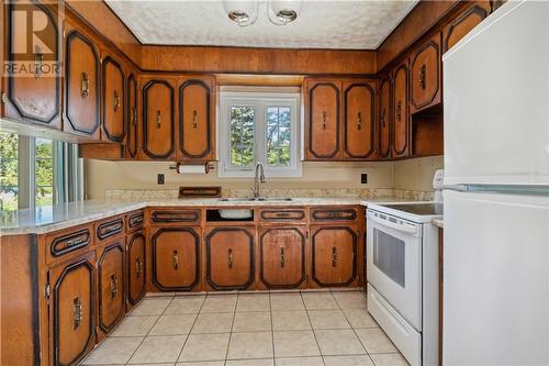 10406 Route 134, Saint-Louis-De-Kent, NB - Indoor Photo Showing Kitchen With Double Sink