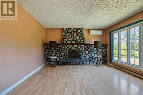 10406 Route 134, Saint-Louis-De-Kent, NB - Indoor With Fireplace