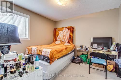 3 Shaina Court, Barrie (Painswick South), ON - Indoor Photo Showing Bedroom