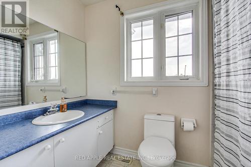 3 Shaina Court, Barrie (Painswick South), ON - Indoor Photo Showing Bathroom