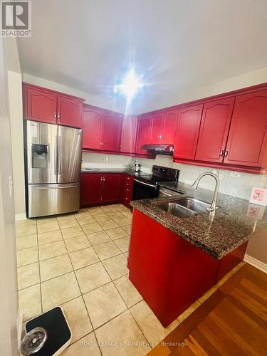 Upper - 6498 Kingston Road, Toronto (Highland Creek), ON - Indoor Photo Showing Kitchen With Double Sink