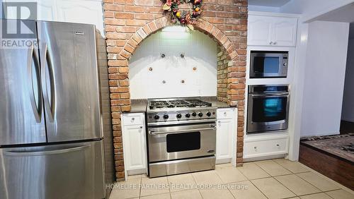 590 Duclos Point Road, Georgina, ON - Indoor Photo Showing Kitchen With Stainless Steel Kitchen