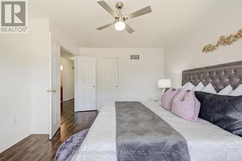 75 Lewis Honey Drive, Aurora, ON - Indoor Photo Showing Bedroom