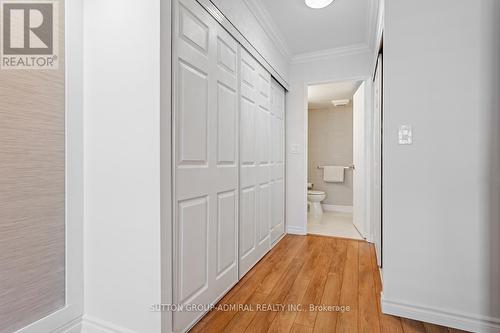 806 - 100 Observatory Lane, Richmond Hill, ON - Indoor