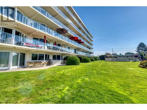 4058 Lakeshore Road Unit# 401, Kelowna, BC - Outdoor